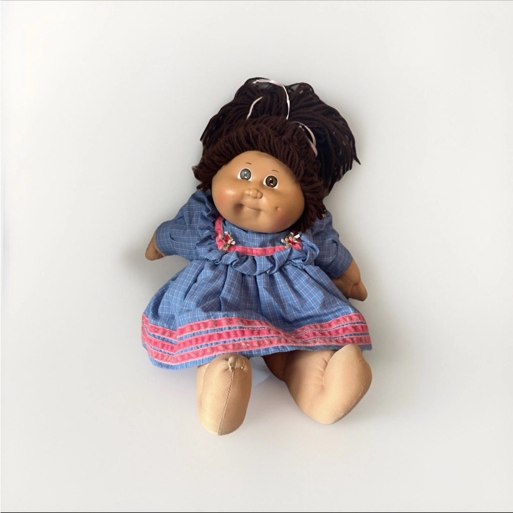 Vintage 1978-1982 Cabbage Patch Doll Brown Yarn Hair Blue Dress